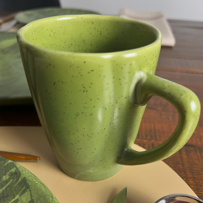 Caneca Raízes