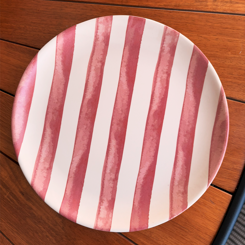 PRATO LINHAS E LISTRAS