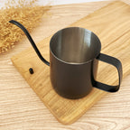 LEITEIRA BLACK BICO DE PATO