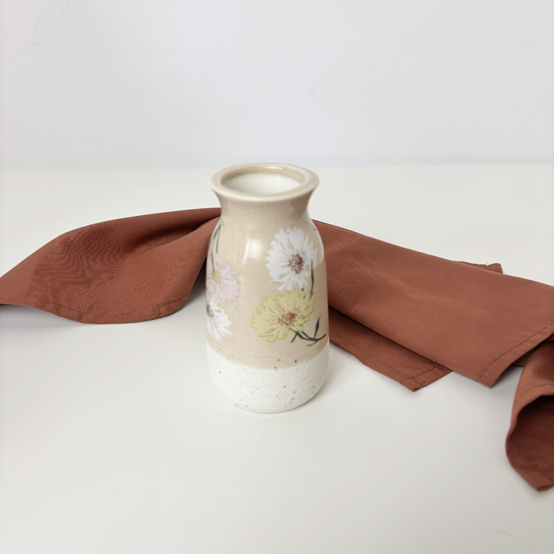 Vaso Belle em cerâmica branca para flores Casa Pitaya