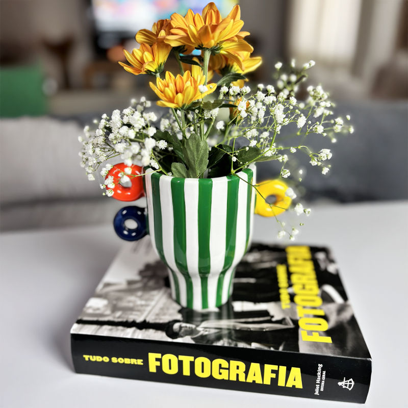 Vaso Salvia decorativo em cerâmica verde Casa Pitaya